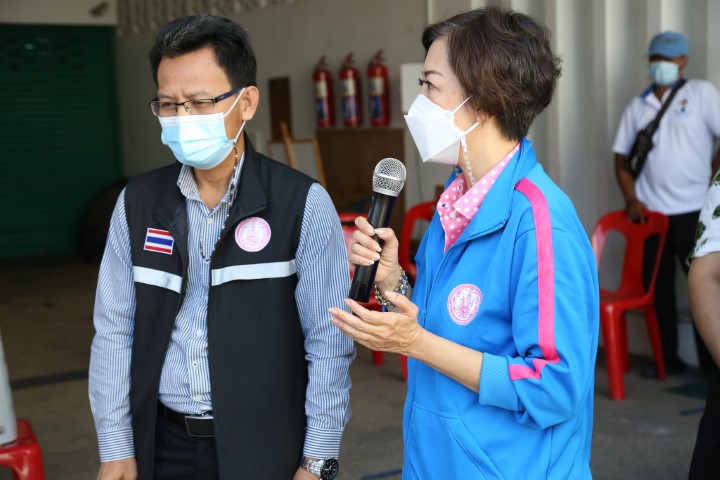 ทีม พม. เรามีเรา ลง�