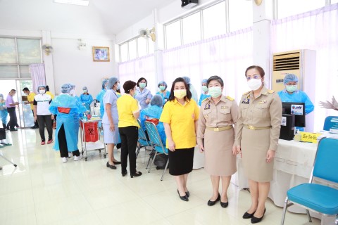 รองปลัด พม. พร้อมด�