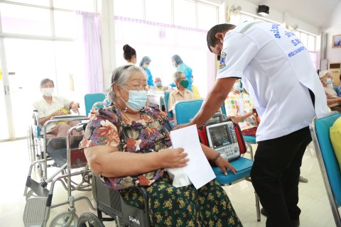 รองปลัด พม. พร้อมด�