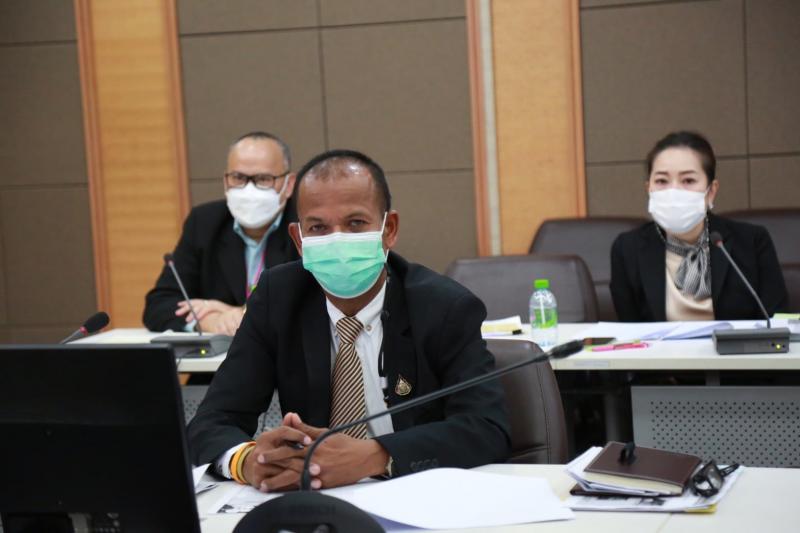 ปลัด พม. เป็นประธา�
