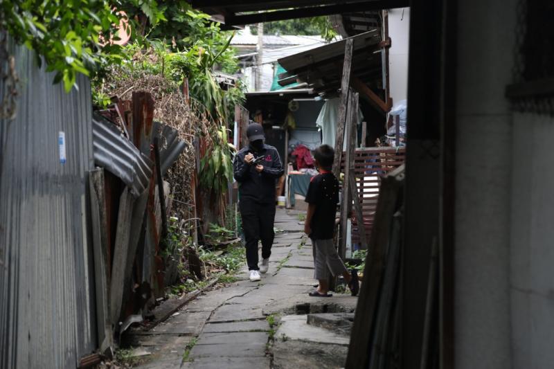 รองปลัด พม. เป็นปร�