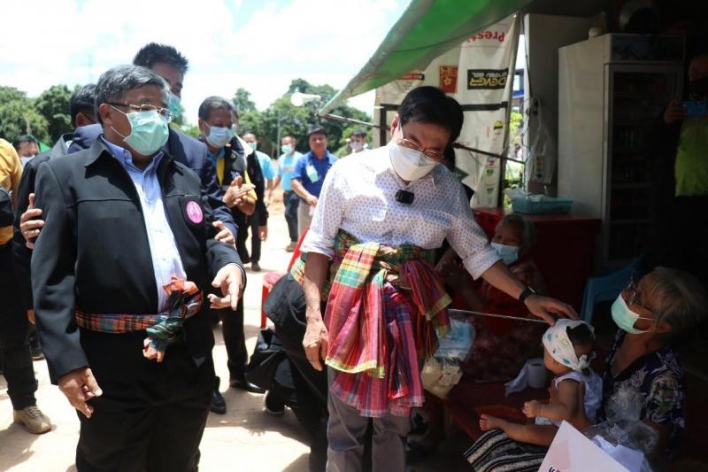 รองนายกรัฐมนตรีแ�