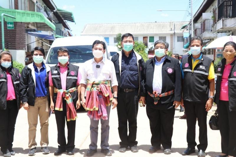 รองนายกรัฐมนตรีแ�