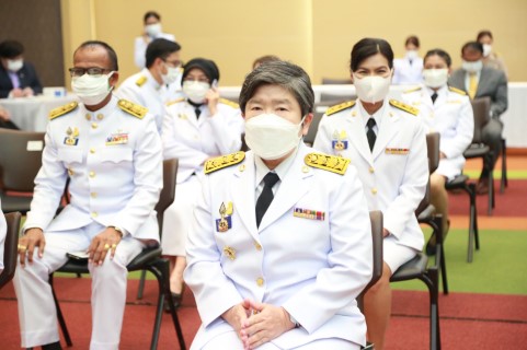 รมว.พม. เป็นประธาน�