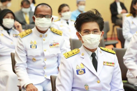 รมว.พม. เป็นประธาน�