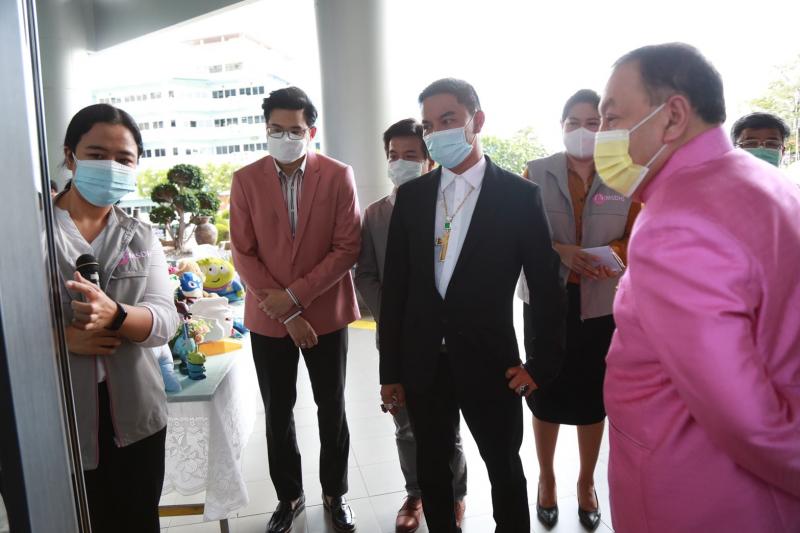 รมว.พม. เป็นประธาน�