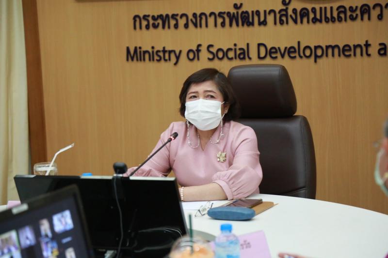 ปลัด พม. เป็นประธา�