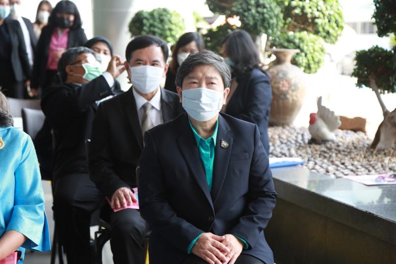 รมว.พม. เป็นประธาน�