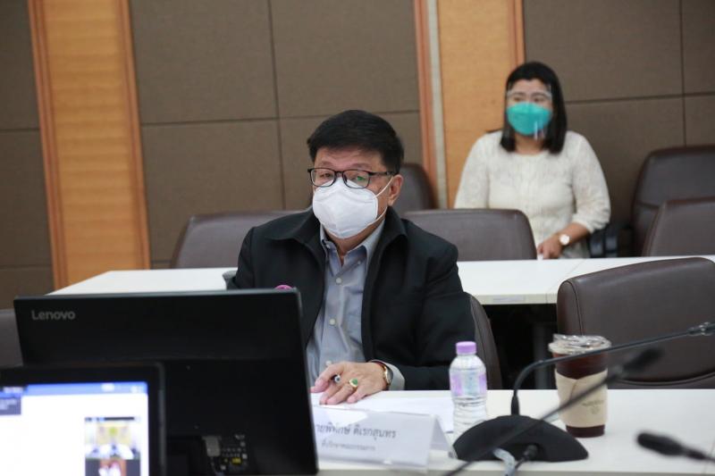 รองปลัด พม. เป็นปร�