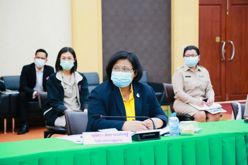 รมว.พม. เป็นประธาน�
