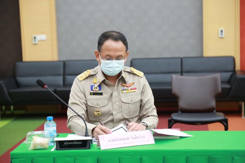 รมว.พม. เป็นประธาน�