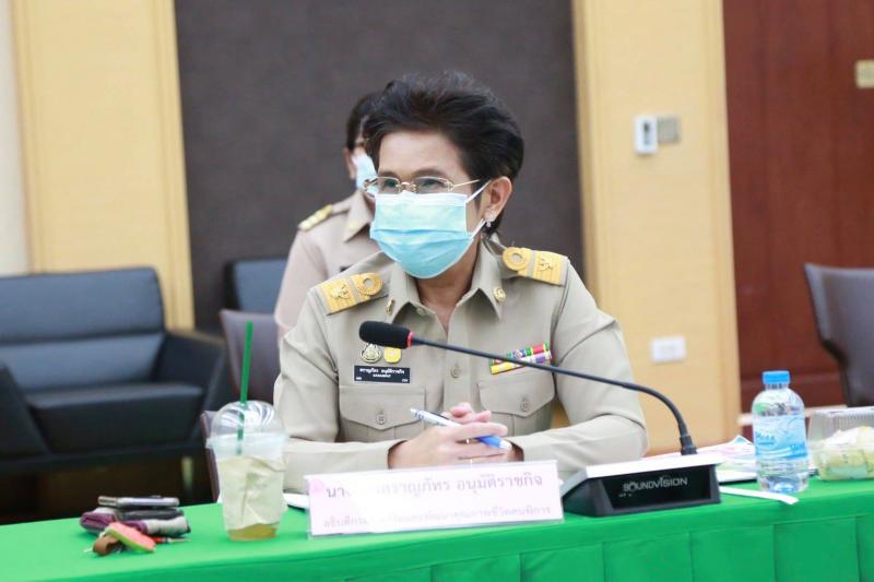 รมว.พม. เป็นประธาน�