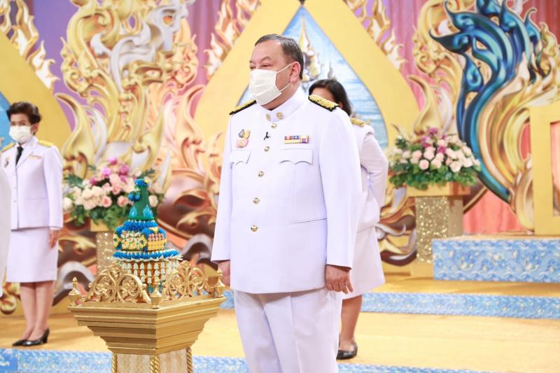 รมว.พม. พร้อมคณะผู�