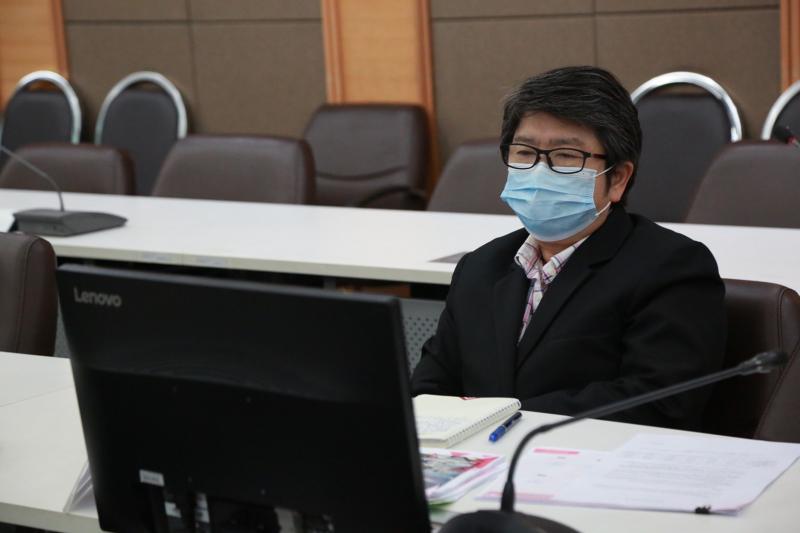 ปลัด พม. พร้อมด้วย�