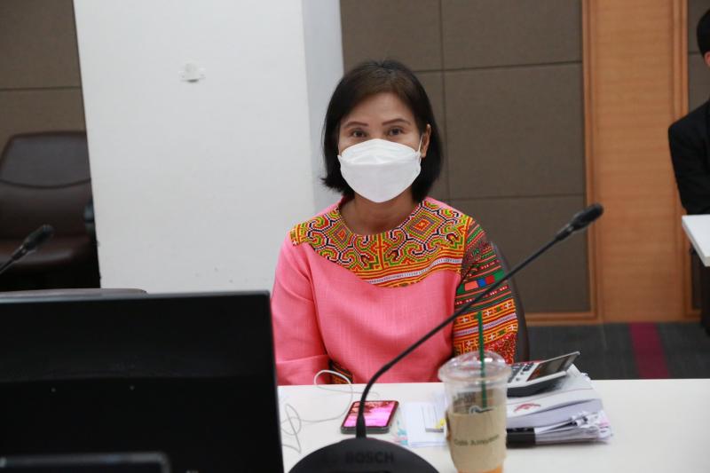 ปลัด พม. พร้อมด้วย�