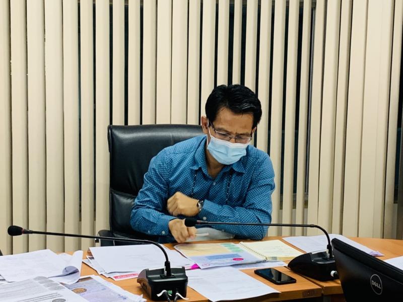รองปลัด พม. เป็นปร�