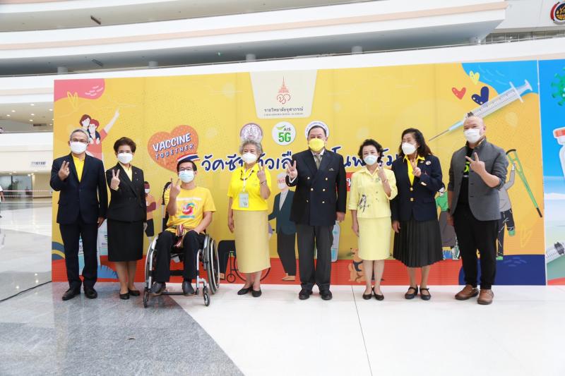 รมว.พม. ตรวจเยี่ยม�