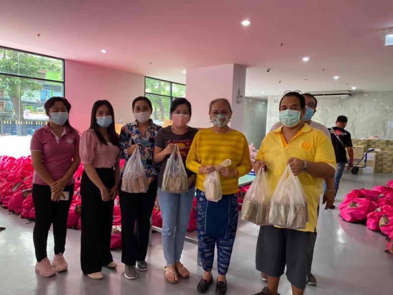 รองปลัด พม. ให้กำล�