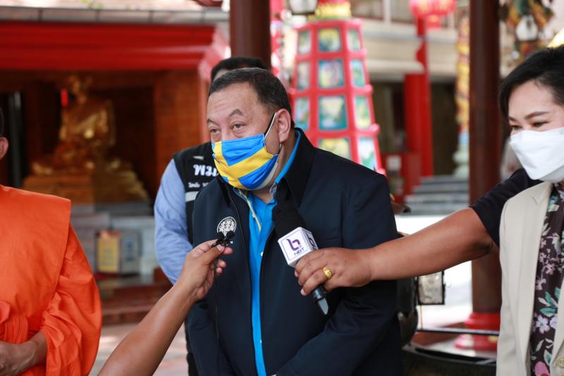 รมว.พม. ลงพื้นที่เ�