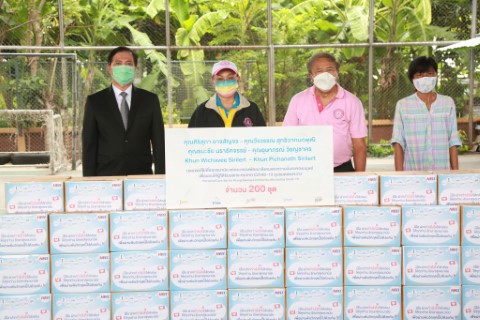 รองปลัด พม. รับมอบ�