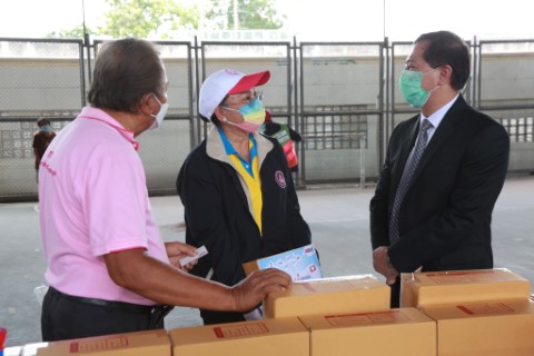 รองปลัด พม. รับมอบ�