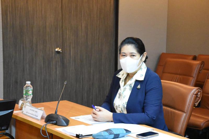 รองปลัด พม. เป็นปร�