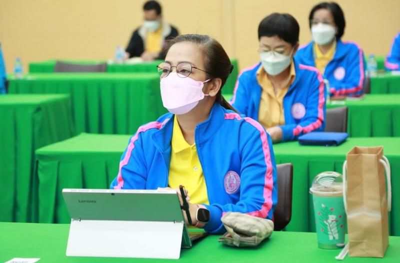 เป็นประธานในการแ�