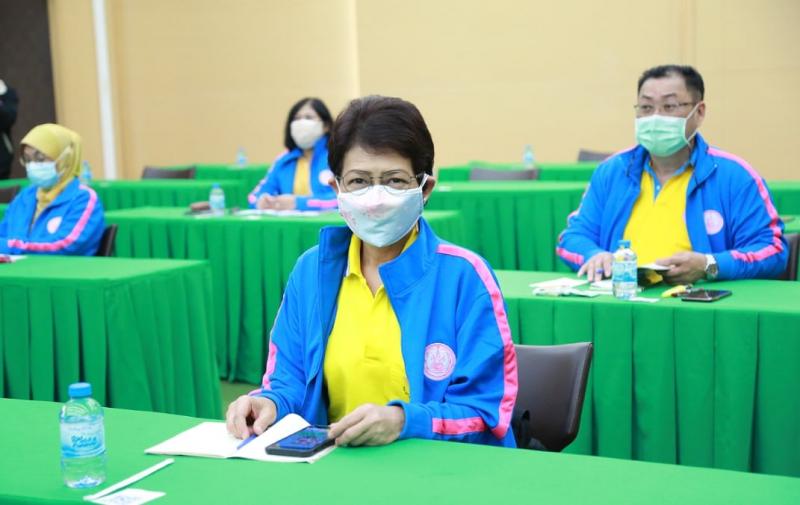 เป็นประธานในการแ�