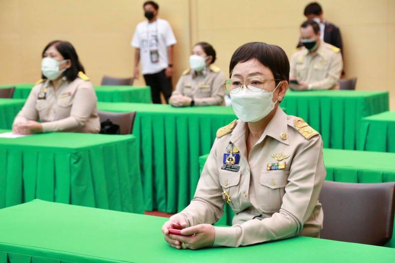 รมว.พม. เป็นประธาน�