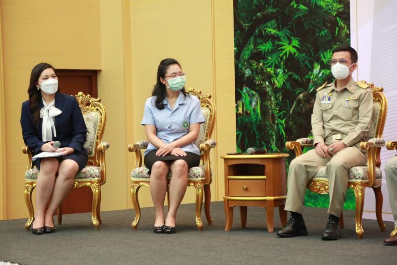 รมว.พม. เป็นประธาน�