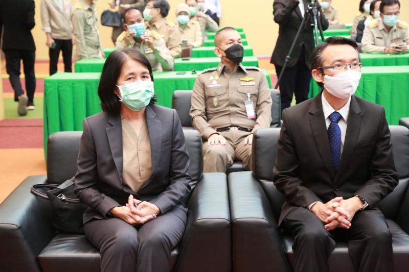 รมว.พม. เป็นประธาน�