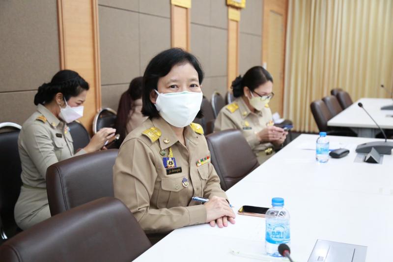 ปลัด พม. เป็นประธา�