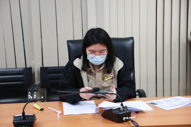 เข้าร่วมประชุมกา�