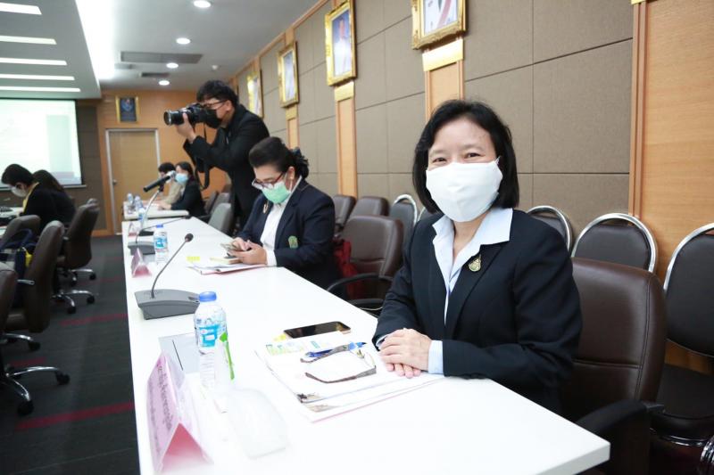 ปลัด พม. เป็นประธา�