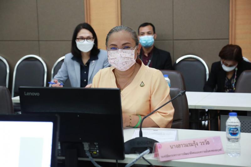 ปลัด พม. เป็นประธา�