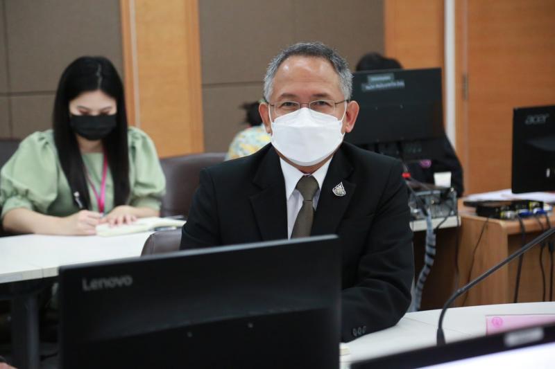 ปลัด พม. เป็นประธา�