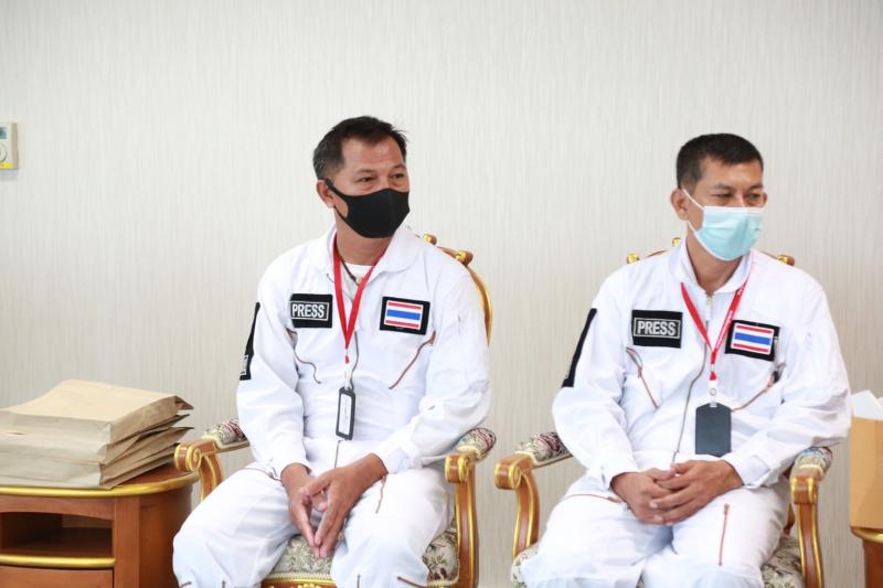 ปลัด พม. พร้อมด้วย �