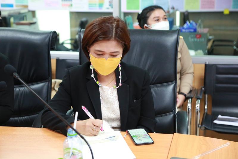 รองปลัด พม. เข้าร่�