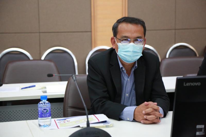 รองปลัด พม. เป็นปร�