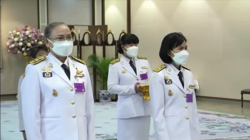 สมเด็จพระกนิษฐาธ�