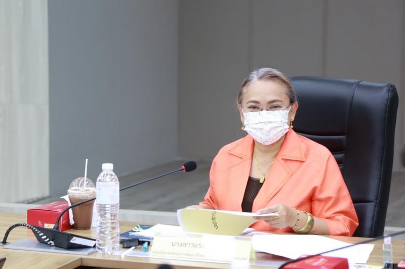รองปลัด พม. เข้าร่�