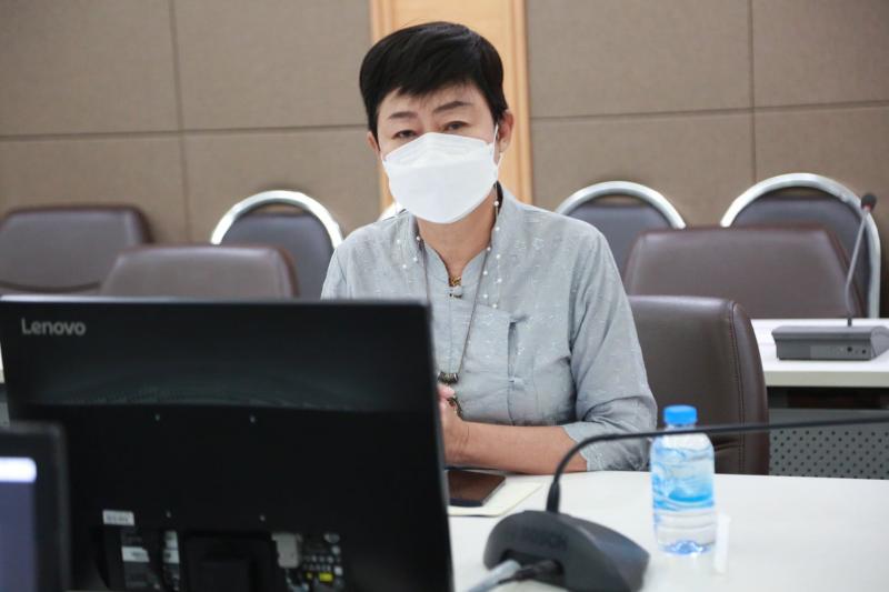 ปลัด พม. เป็นประธา�