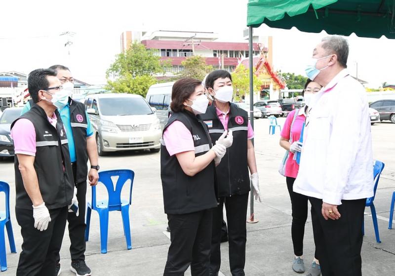 ปลัด พม. พร้อมด้วย�