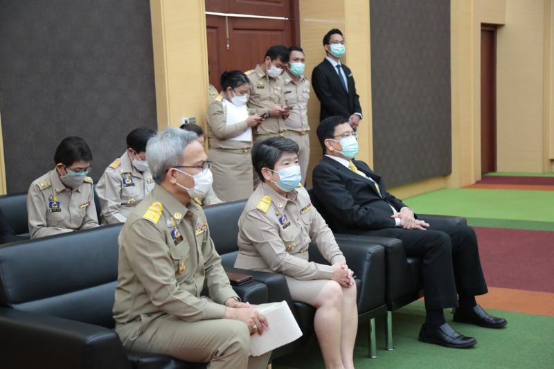 รมว.พม. พร้อมด้วย ป�
