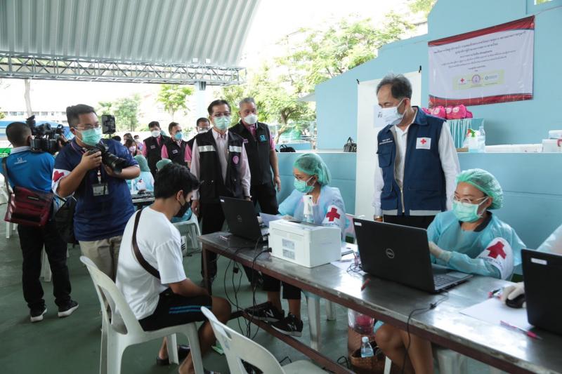 ผต.พม พร้อมด้วย ผู�