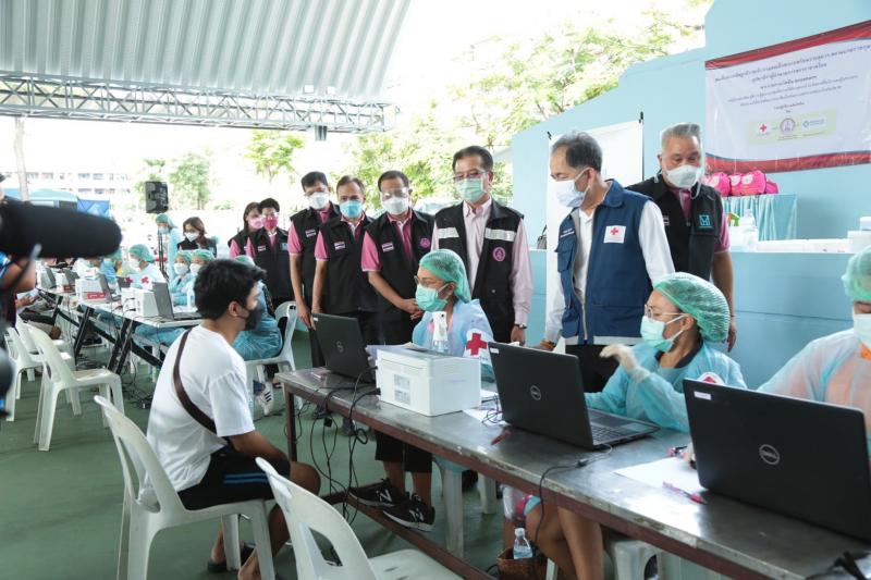 ผต.พม พร้อมด้วย ผู�