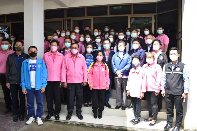 ประธานรัฐสภา พร้อ�