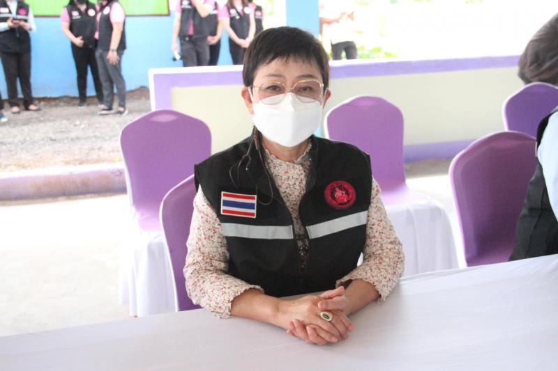 ประธานรัฐสภา พร้อ�