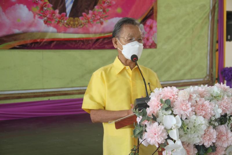 ประธานรัฐสภา พร้อ�