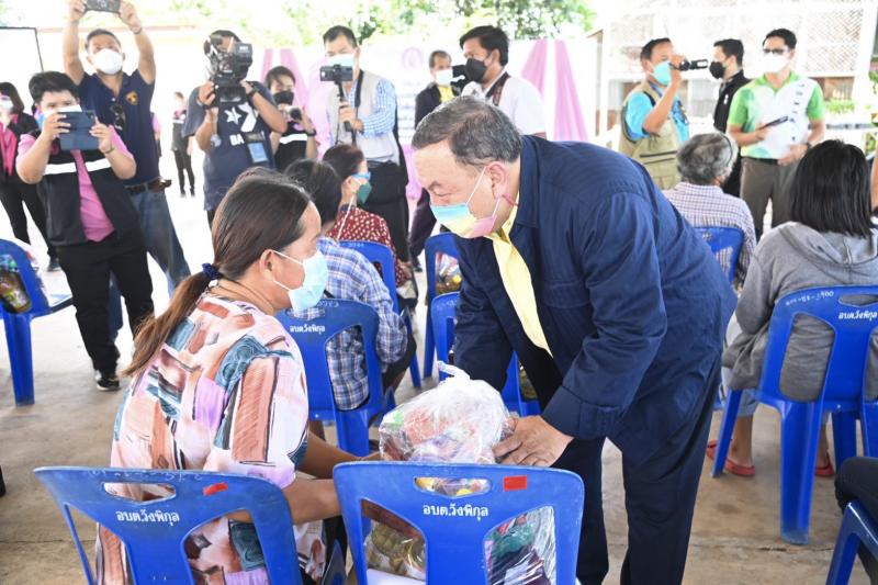 รมว.พม.เป็นประธานเ